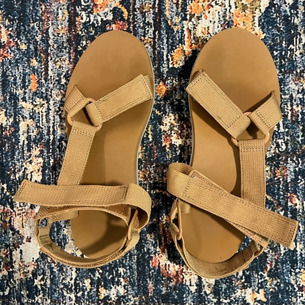 Target Teva style Velcro sandals size 8